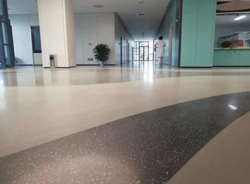  医院自流平地面